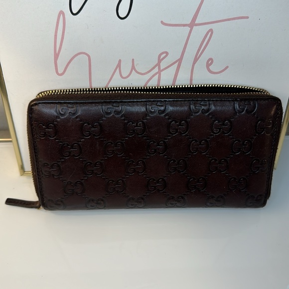 Gucci GG Signature Leather Zip Around Wallet in Brown AUTHENTIC - Picture 3 of 7